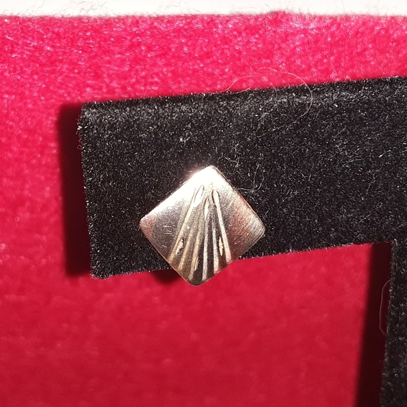 14K Tricolor Gold Earrings - Picture 3 of 6